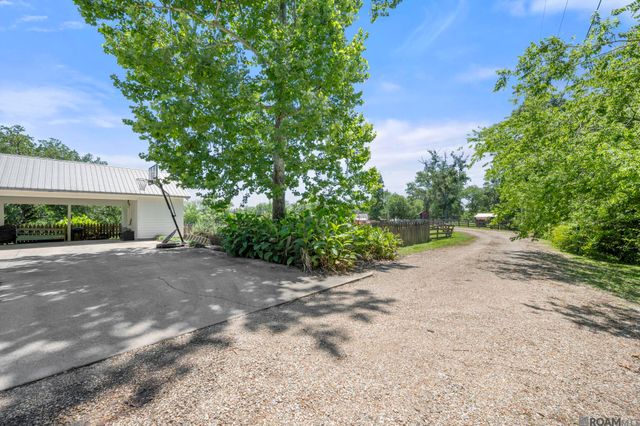 5474 Bayou Paul Rd, St Gabriel, LA 70776