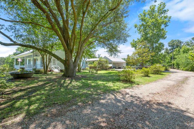 5474 Bayou Paul Rd, St Gabriel, LA 70776