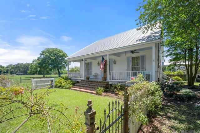 5474 Bayou Paul Rd, St Gabriel, LA 70776