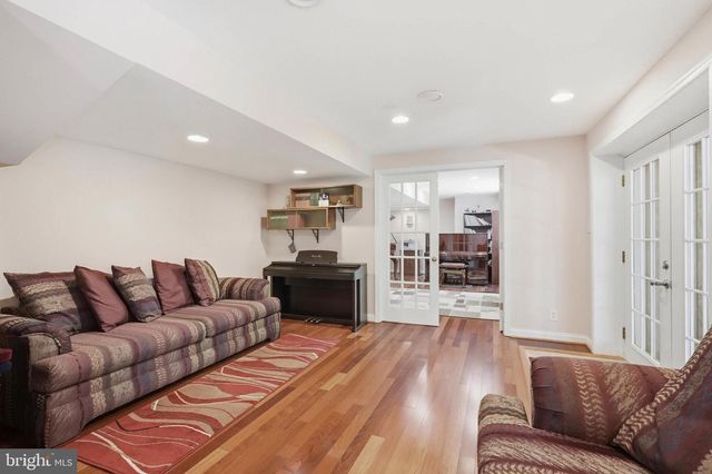 2704 GLENWOOD CT, Ellicott City, MD 21042