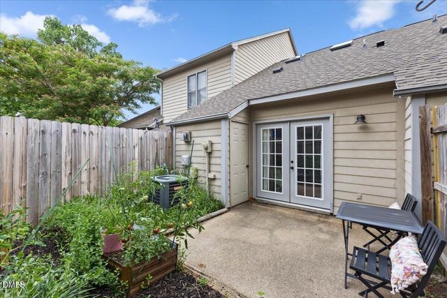 2672 Hitchcock Drive, Durham, NC 27705