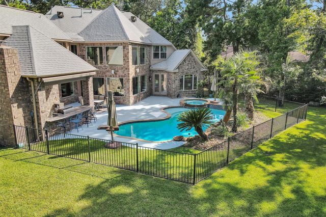 11018 Lake Windcrest, Magnolia, TX 77354