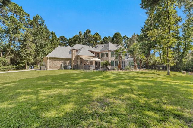 11018 Lake Windcrest, Magnolia, TX 77354