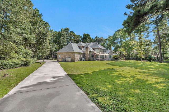11018 Lake Windcrest, Magnolia, TX 77354