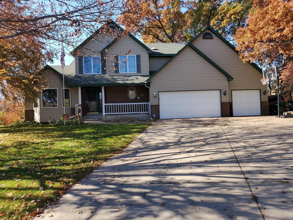 12006 Eldorado Street NE, Blaine, MN 55449