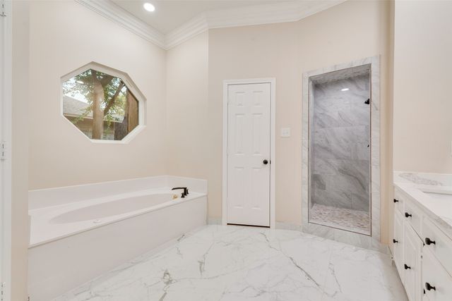 811 Cobblestone Court, Cedar Hill, TX 75104