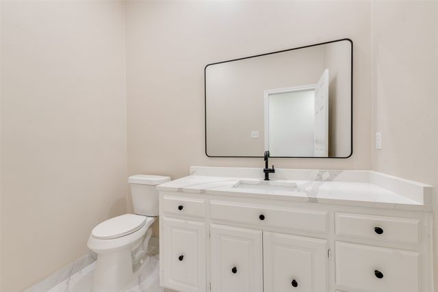 811 Cobblestone Court, Cedar Hill, TX 75104