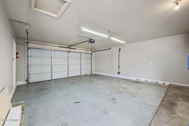 8914 W PORT AU PRINCE Lane, Peoria, AZ 85381