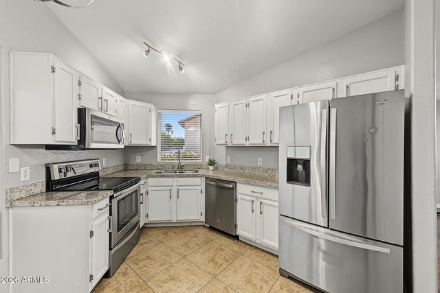 8914 W PORT AU PRINCE Lane, Peoria, AZ 85381