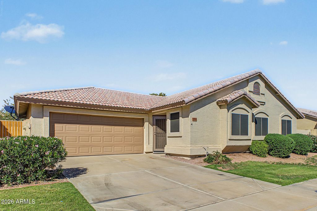 8914 W PORT AU PRINCE Lane, Peoria, AZ 85381