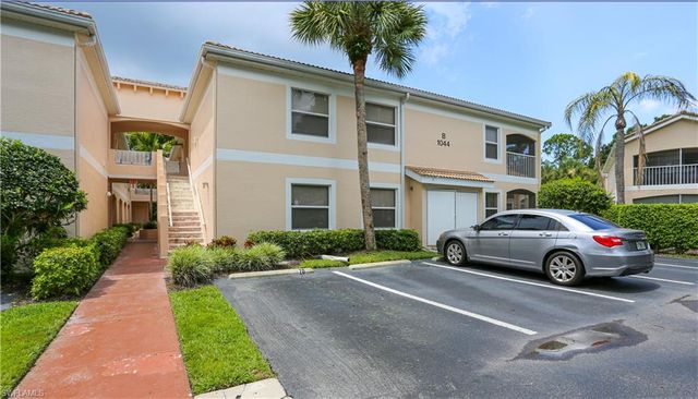 1044 Woodshire LN B203, Naples, FL 34105