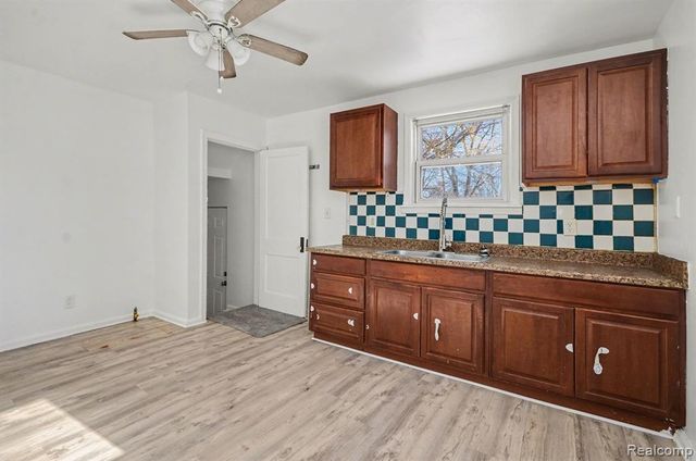 23346 Hoover Road, Warren, MI 48089