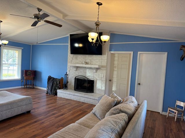 2102 Centenial, Dothan, AL 36303