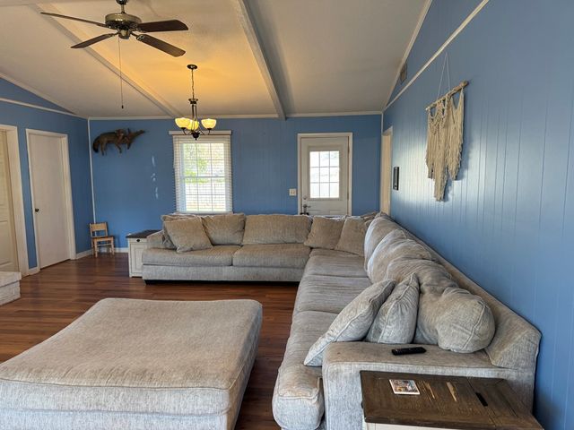 2102 Centenial, Dothan, AL 36303