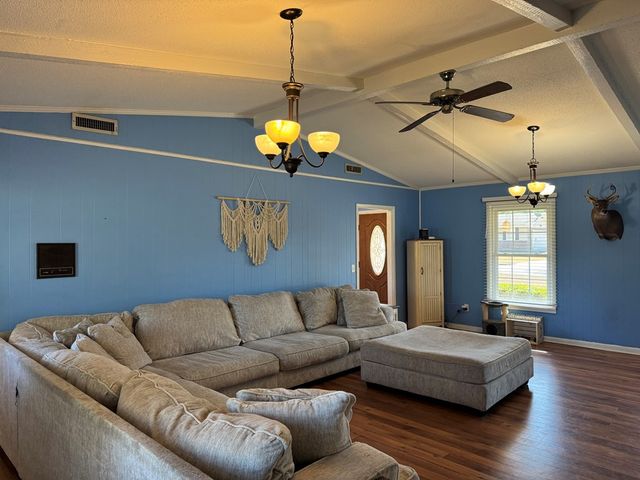 2102 Centenial, Dothan, AL 36303