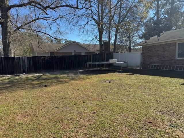 2102 Centenial, Dothan, AL 36303