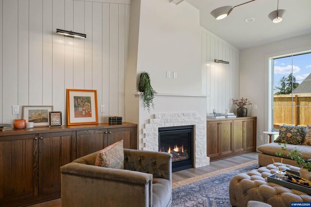 Model A Oriole St, Stayton, OR 97383