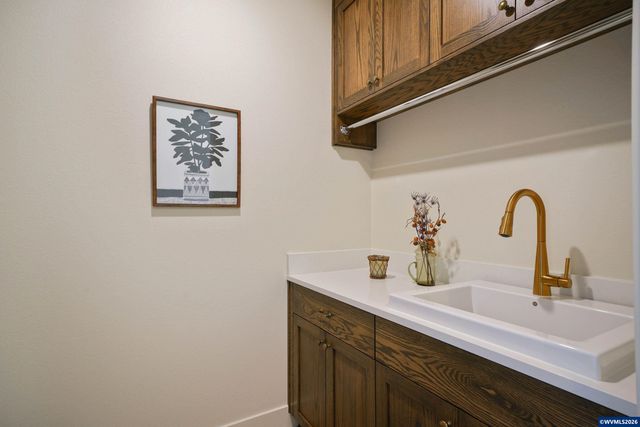 Model A Oriole St, Stayton, OR 97383