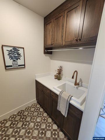 Model A Oriole St, Stayton, OR 97383