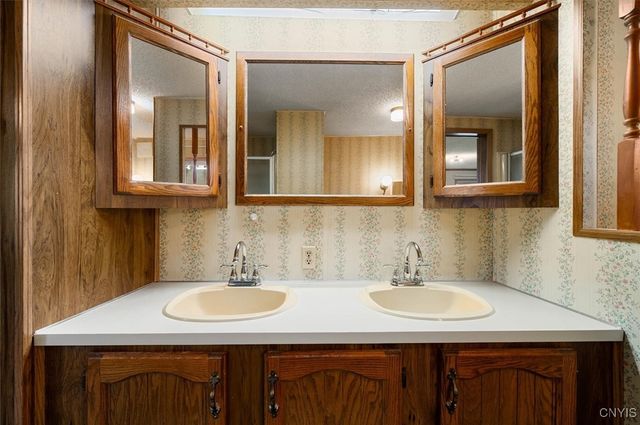 144 Anthony Lane, New Hartford, NY 13413