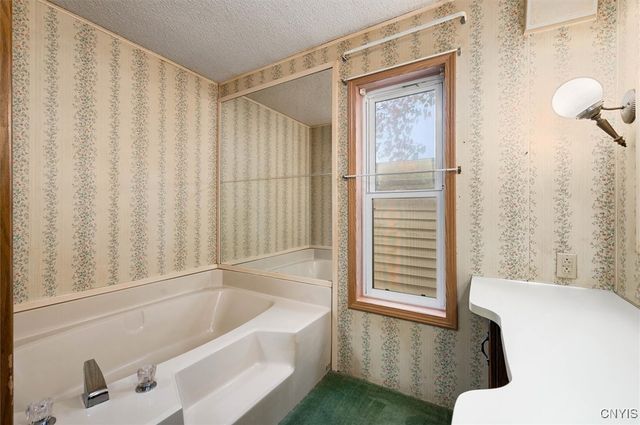 144 Anthony Lane, New Hartford, NY 13413