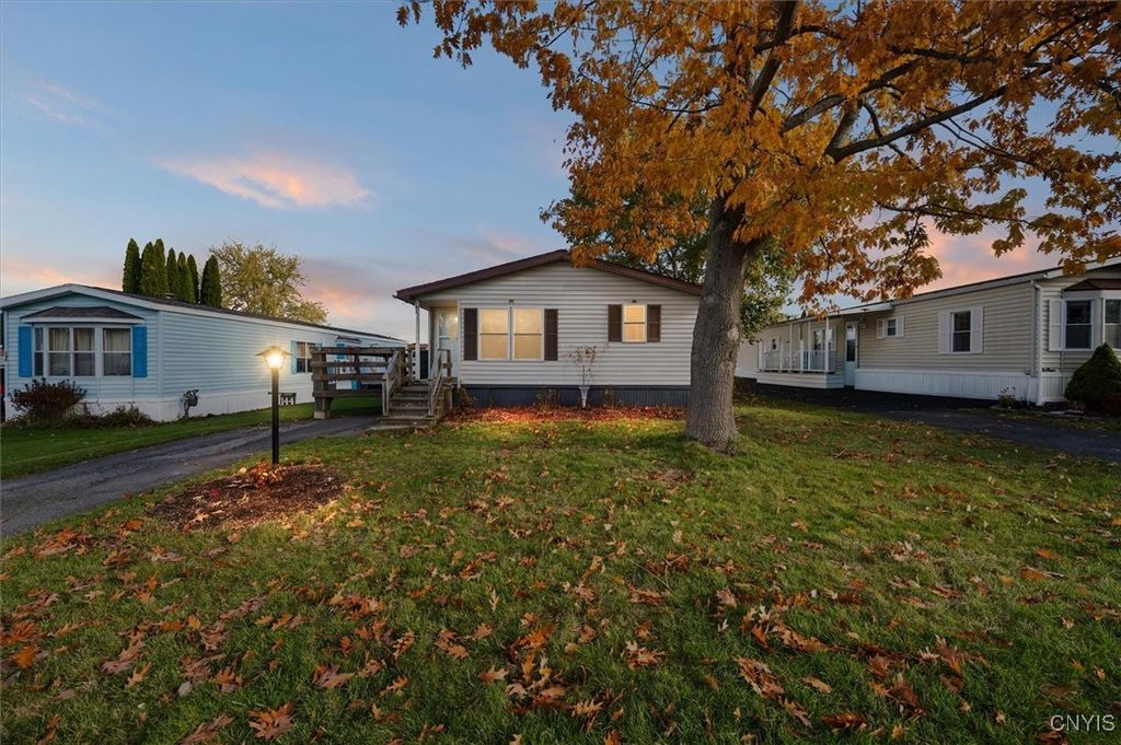 144 Anthony Lane, New Hartford, NY 13413