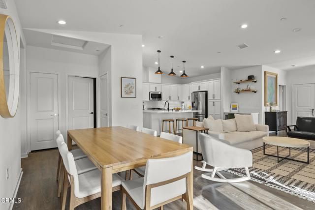 303 N F St 201, Oxnard, CA 93030