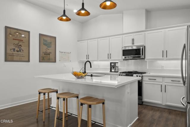 303 N F St 201, Oxnard, CA 93030