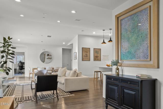 303 N F St 201, Oxnard, CA 93030