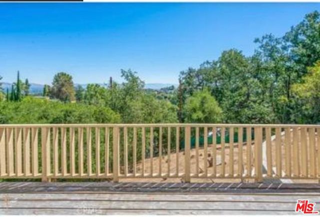 4938 Medina Road, Woodland Hills, CA 91364