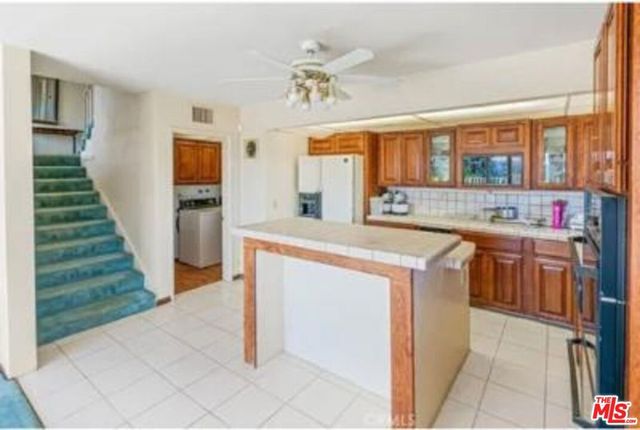 4938 Medina Road, Woodland Hills, CA 91364