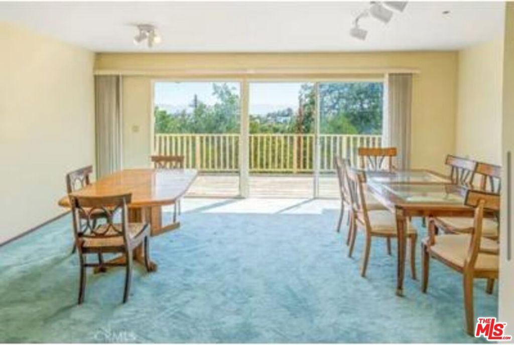 4938 Medina Road, Woodland Hills, CA 91364