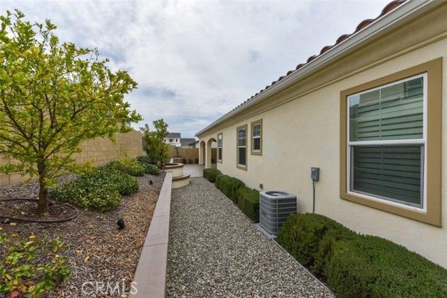122 Bumblebee, Irvine, CA 92618