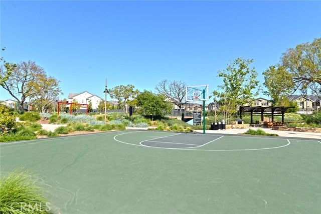 122 Bumblebee, Irvine, CA 92618