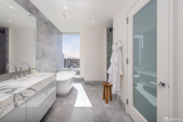 706 Mission Street 16B, San Francisco, CA 94103