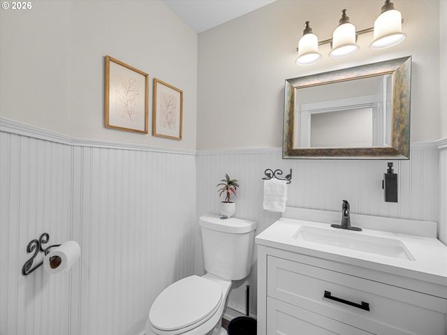 11336 Nw KENZIE Ln, Portland, OR 97229
