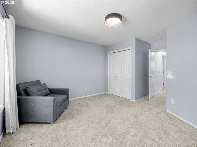 11336 Nw KENZIE Ln, Portland, OR 97229