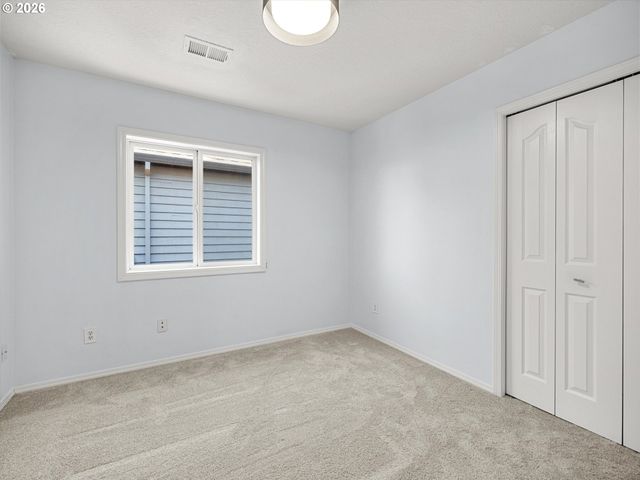 11336 Nw KENZIE Ln, Portland, OR 97229
