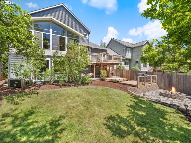11336 Nw KENZIE Ln, Portland, OR 97229