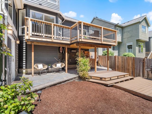 11336 Nw KENZIE Ln, Portland, OR 97229