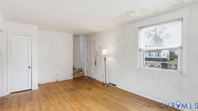 2302 Clarke St, Henrico, VA 23228