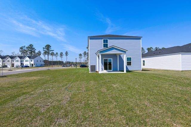 376 Tiliwa Street, Summerville, SC 29486