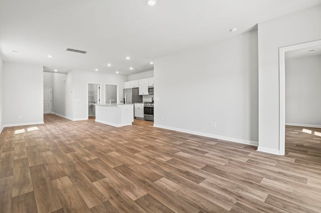 376 Tiliwa Street, Summerville, SC 29486