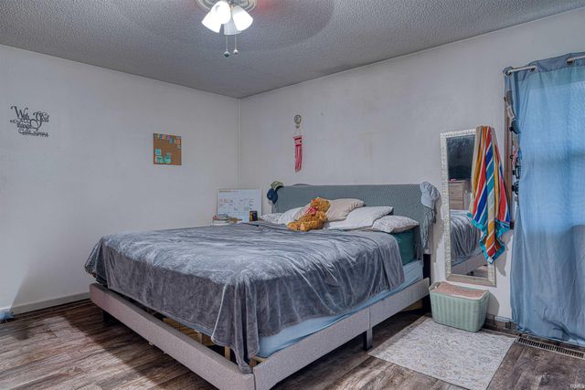 10688 Cricklewood Drive, Newburgh, IN 47630