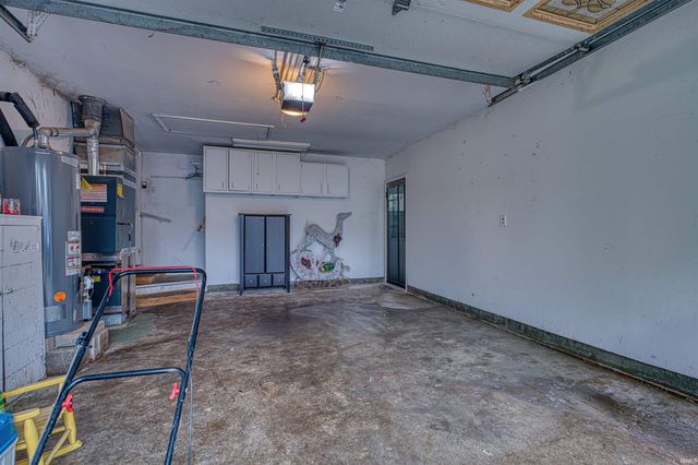 10688 Cricklewood Drive, Newburgh, IN 47630