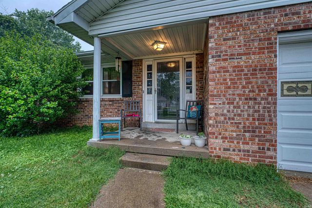 10688 Cricklewood Drive, Newburgh, IN 47630