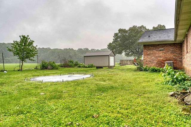 10688 Cricklewood Drive, Newburgh, IN 47630
