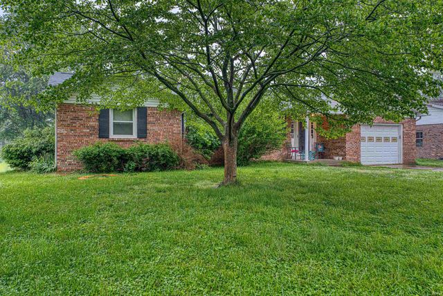 10688 Cricklewood Drive, Newburgh, IN 47630