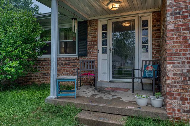 10688 Cricklewood Drive, Newburgh, IN 47630