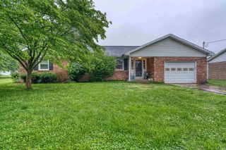 10688 Cricklewood Drive, Newburgh, IN 47630